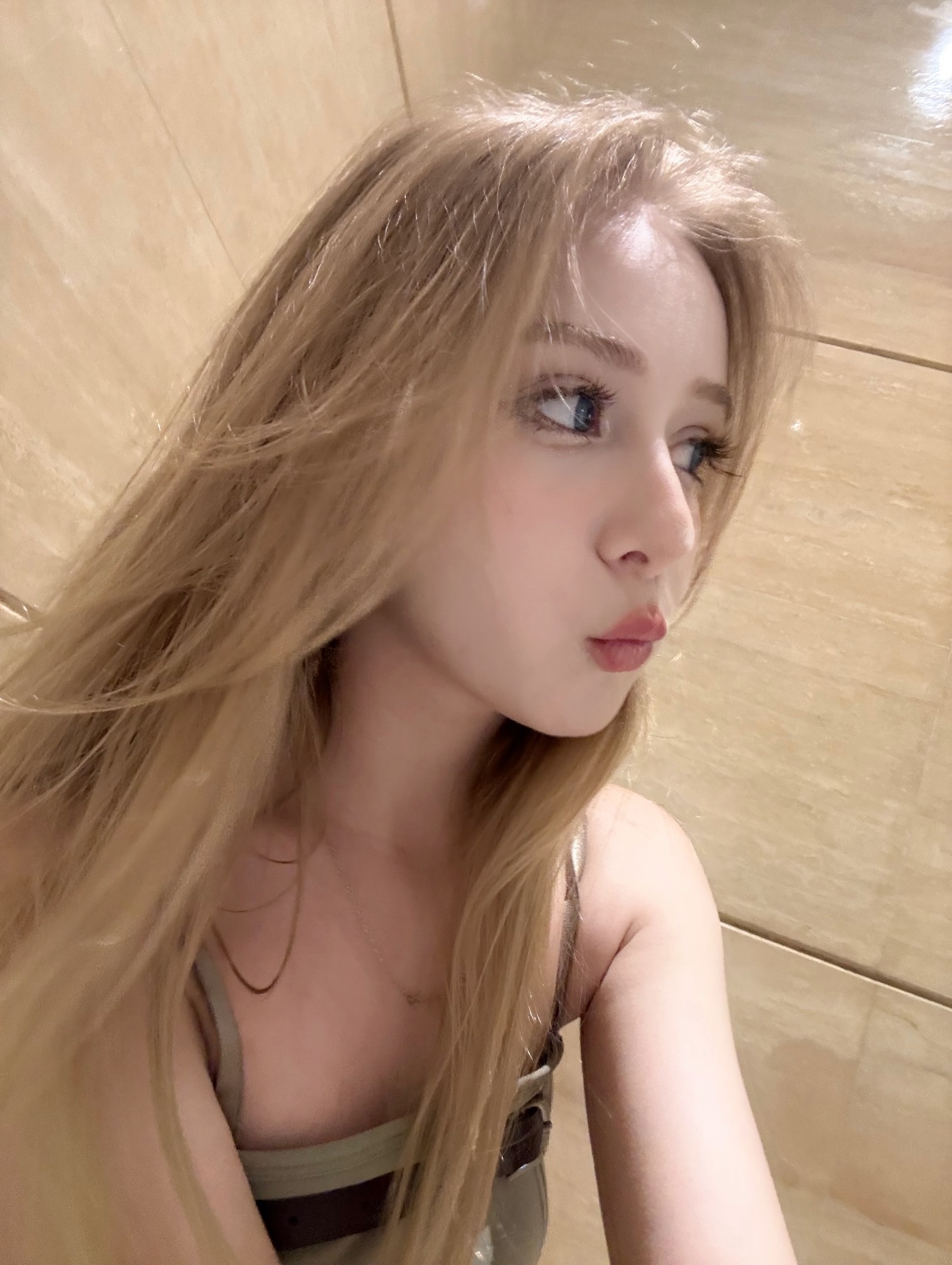 Nora. 1